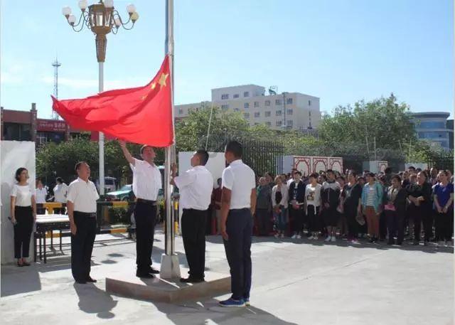 基金公司逆市布局进行时 新发权益基金占比超六成